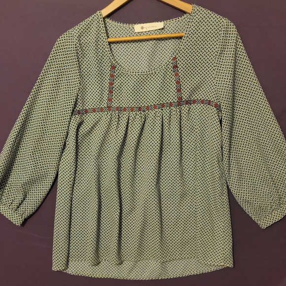 Elegant The Impeccabe Pig Green Patterned Women's 3/4 Sleeve Top. Size M - Picture 1 of 4